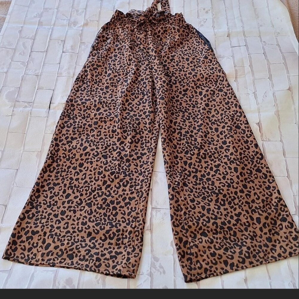 Sienna Sky cheetah print pants size XS
